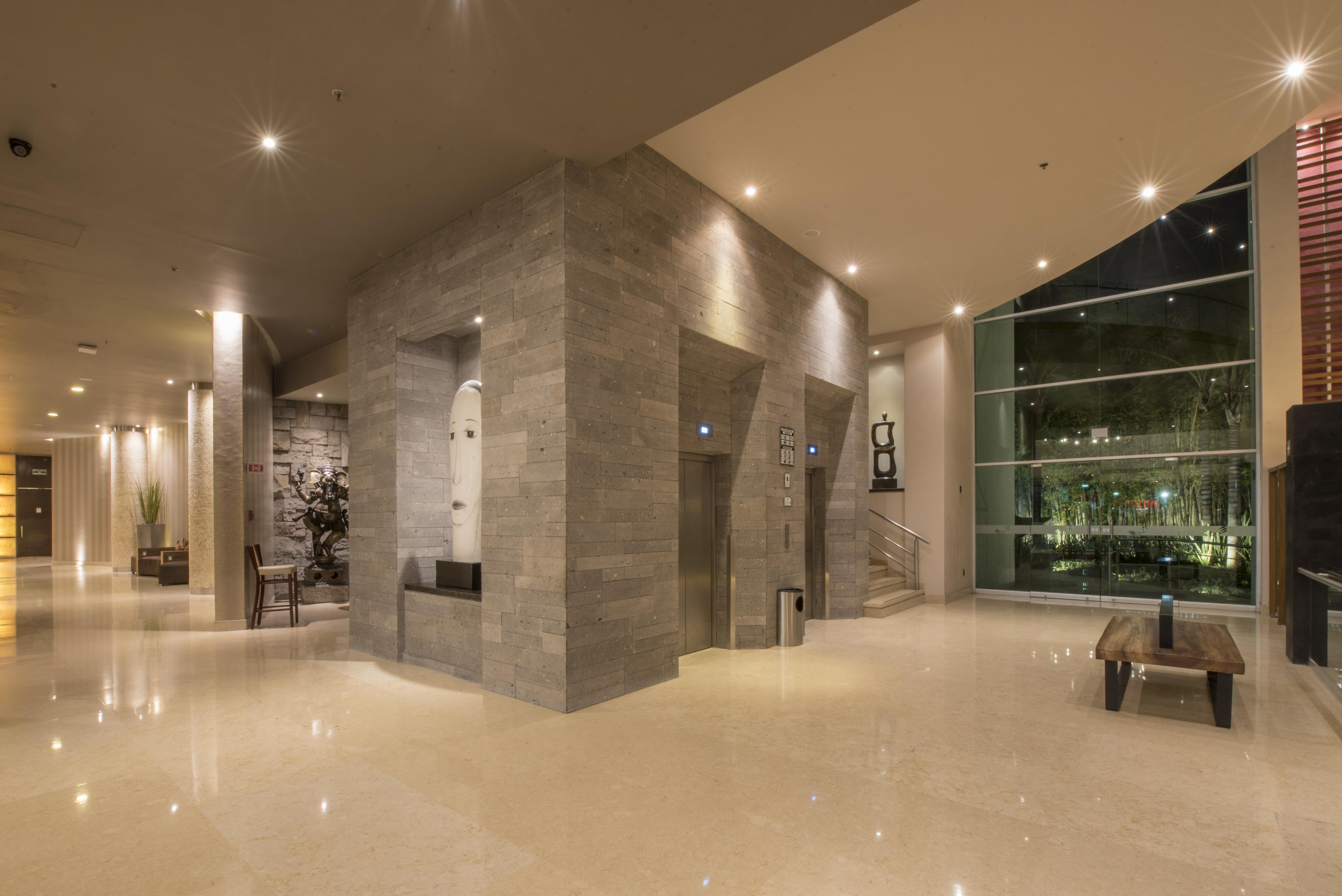 Victoria Ejecutivo Hotel Guadalajara Ngoại thất bức ảnh