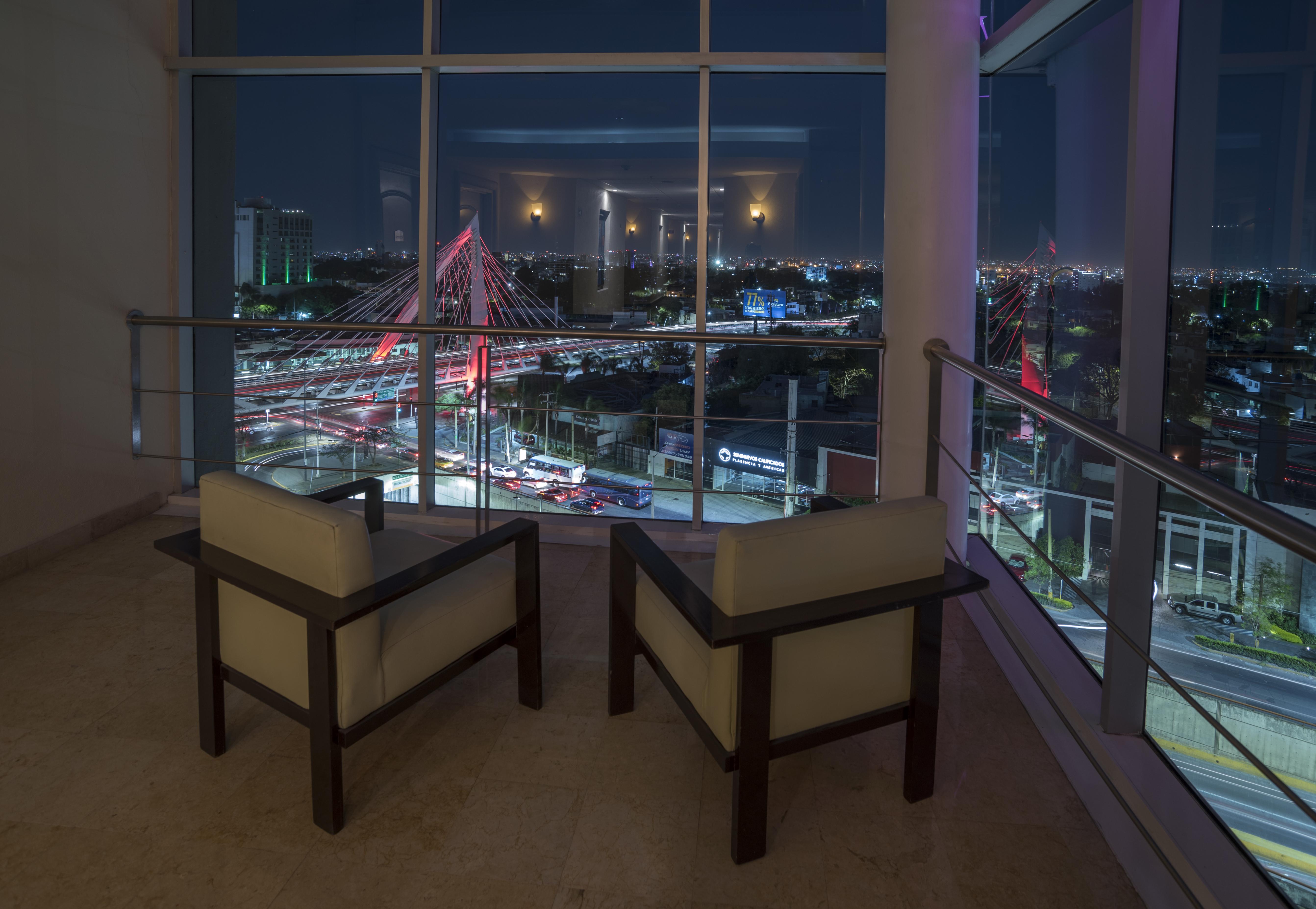 Victoria Ejecutivo Hotel Guadalajara Ngoại thất bức ảnh
