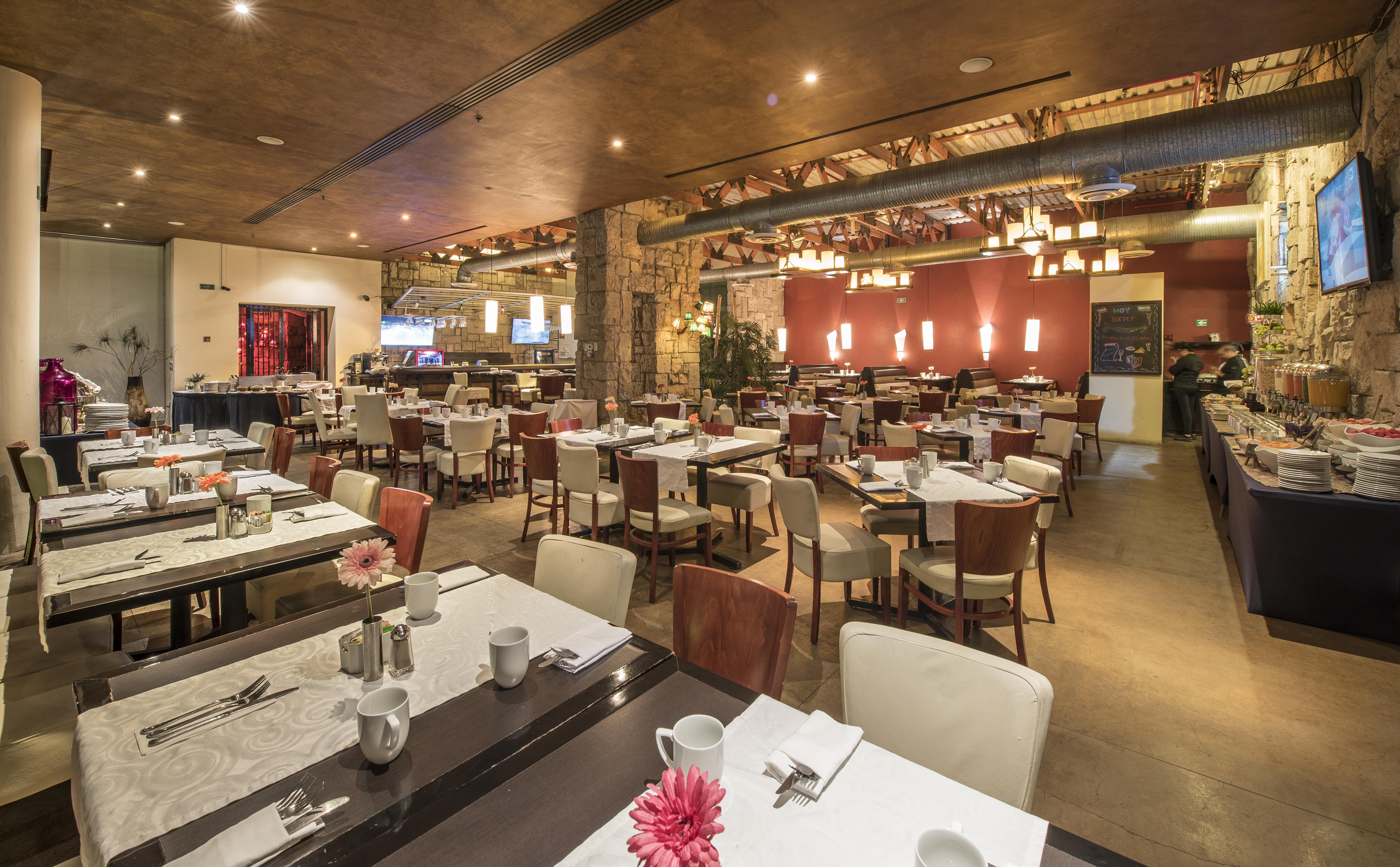 Victoria Ejecutivo Hotel Guadalajara Ngoại thất bức ảnh