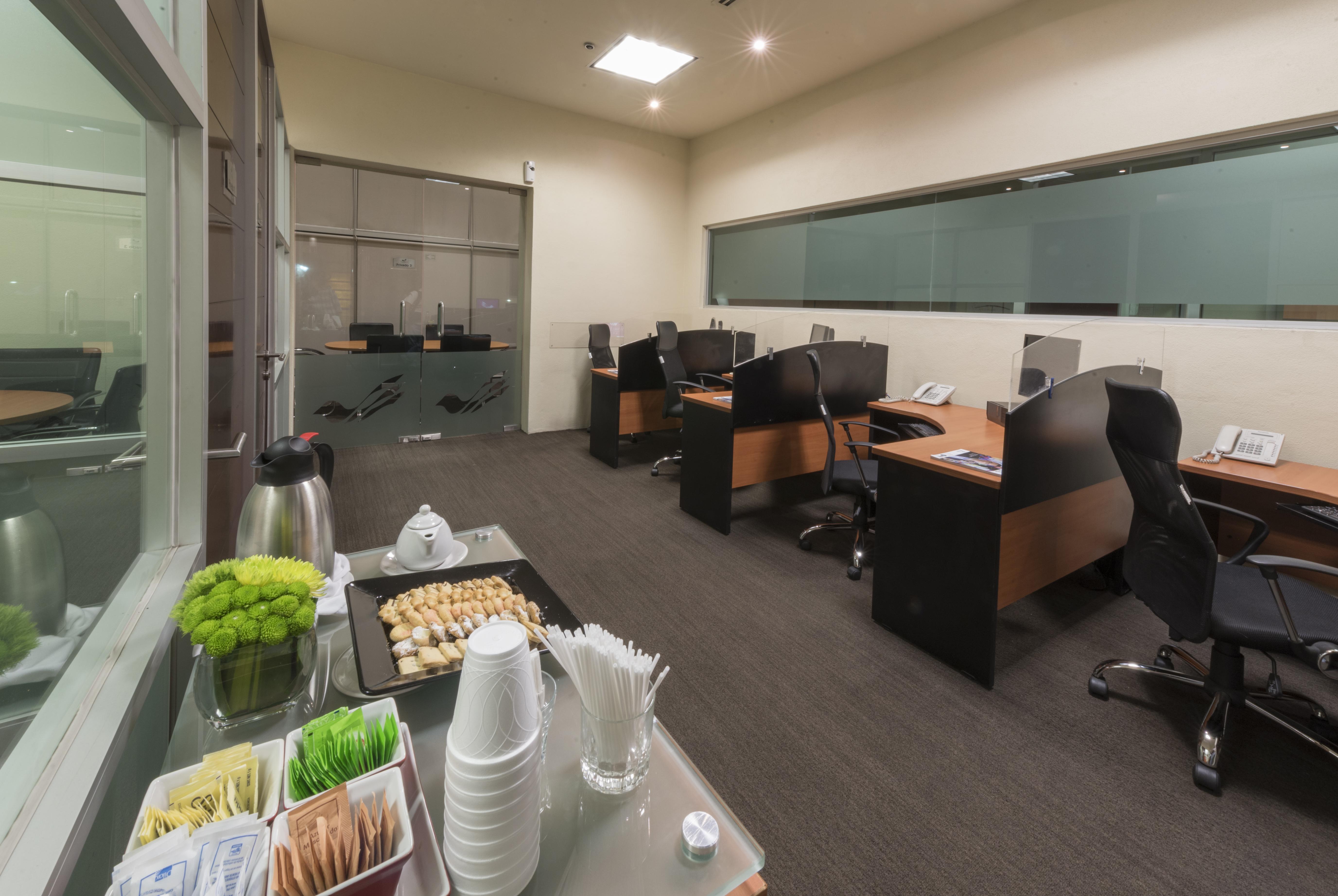 Victoria Ejecutivo Hotel Guadalajara Ngoại thất bức ảnh