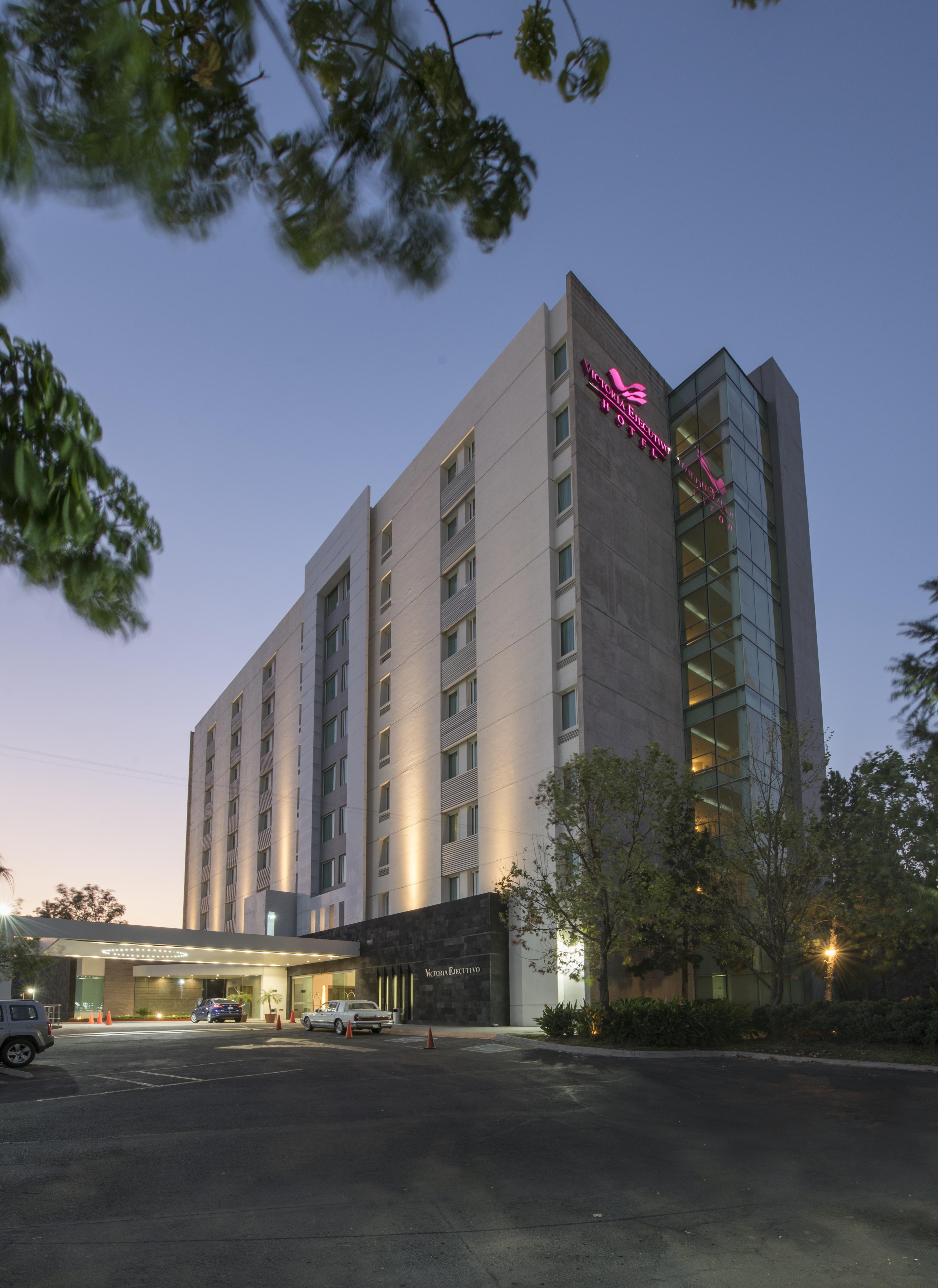 Victoria Ejecutivo Hotel Guadalajara Ngoại thất bức ảnh