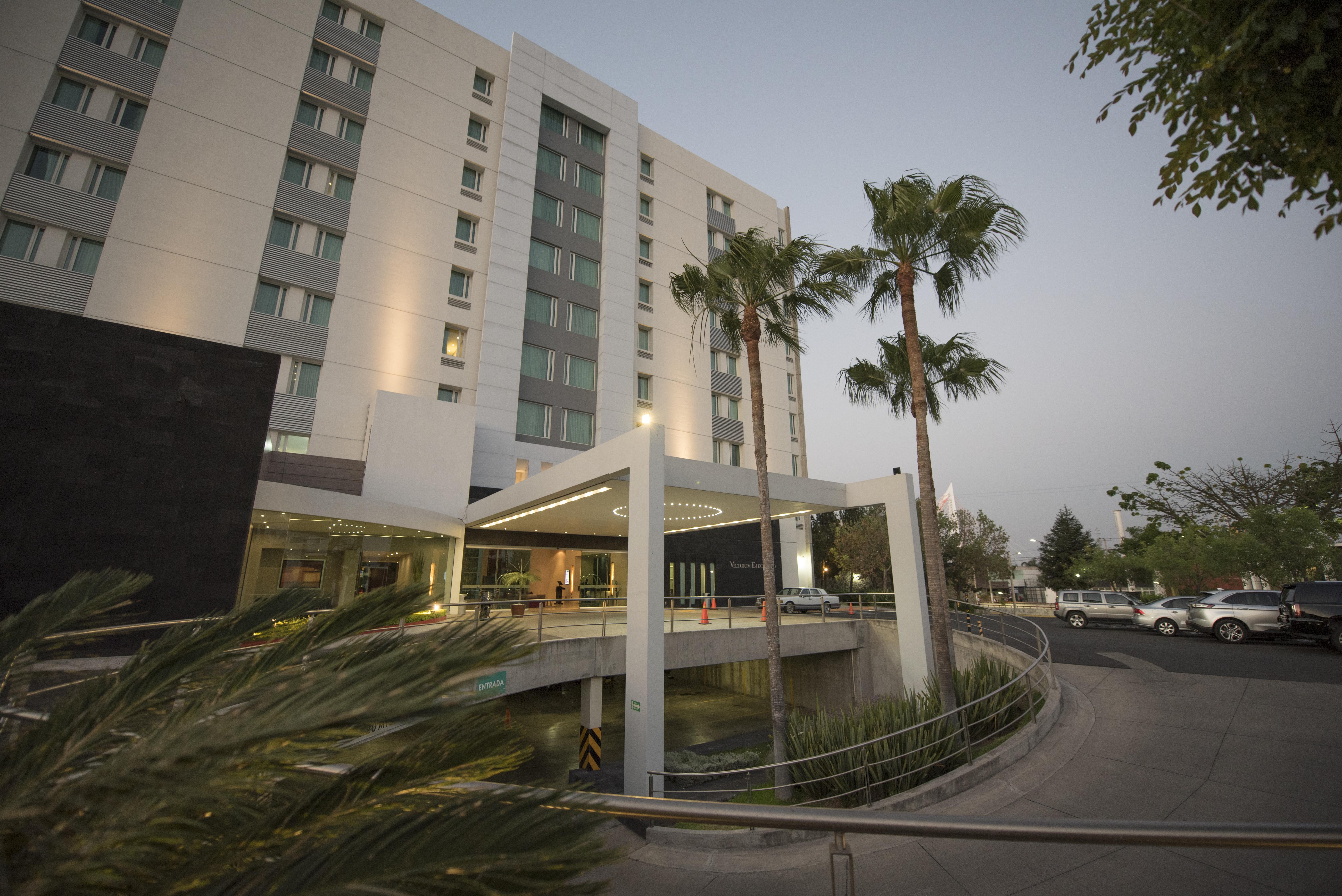 Victoria Ejecutivo Hotel Guadalajara Ngoại thất bức ảnh