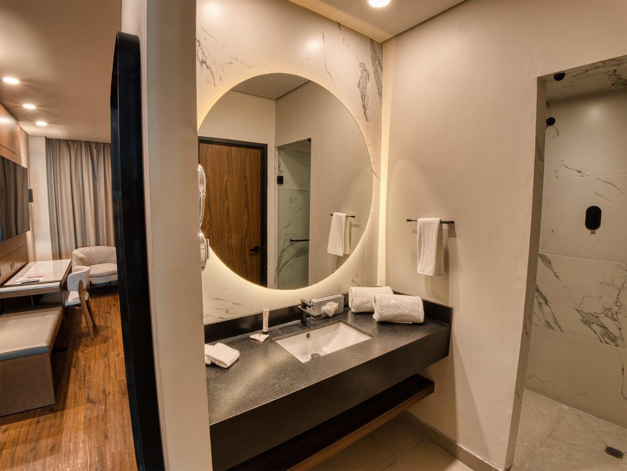 Victoria Ejecutivo Hotel Guadalajara Ngoại thất bức ảnh